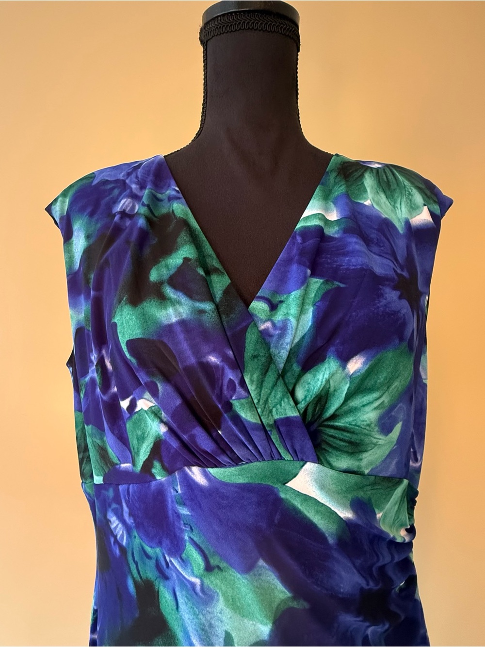 Ralph Lauren Ruched Faux Wrap Vintage Style WIggle Dress V Neck Size 16 Floral - Picture 2 of 7